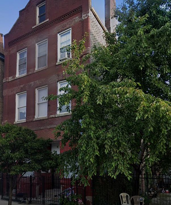 1st image of 1328 W 18th Place Grn #Ch