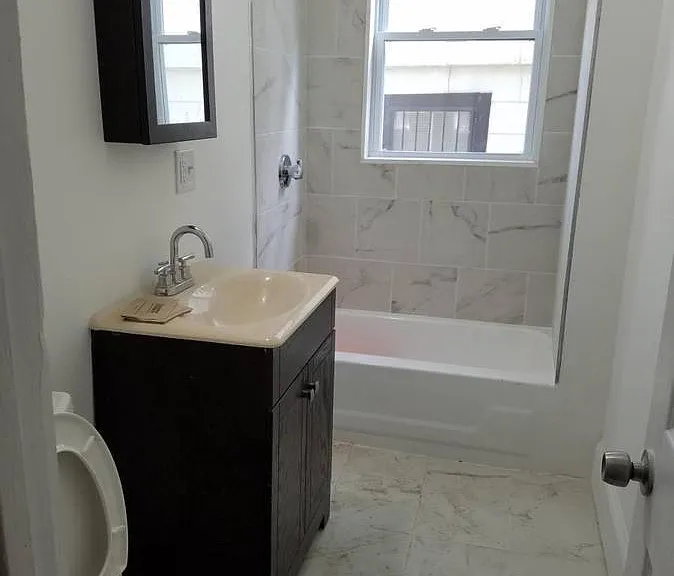 98 Topliff St #3 — Photo 3