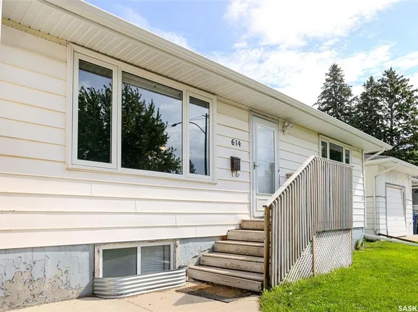 614 Q AVENUE N, Saskatoon, SK S7L 2Y3