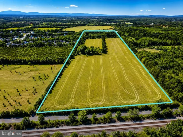 11880 Remington Rd, Remington, VA 22734