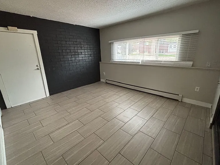6640 Dublin Loop W — Photo 9