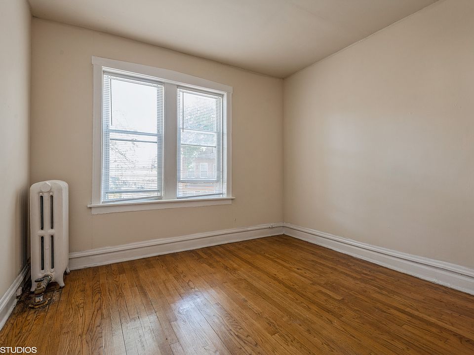 1st image of 3408 W Berteau Ave Unit 1