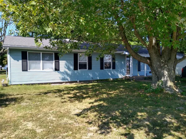 1407 Melmar Dr, Sparta, IL 62286