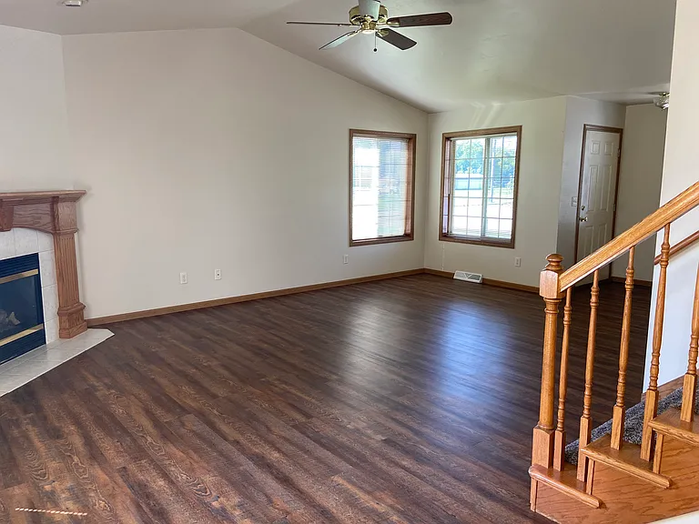 276 Manette St #274 — Photo 13