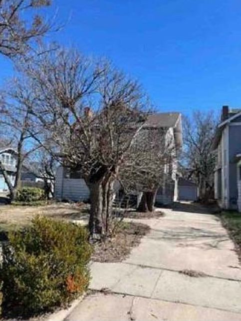 1st image of 366 N Rutan St