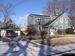 188 Moseley St, Elgin, IL 60123