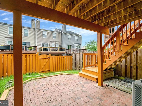 5th image of 6569 Rundale Ct