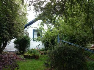 1202 N 42nd St, Seattle, WA 98103