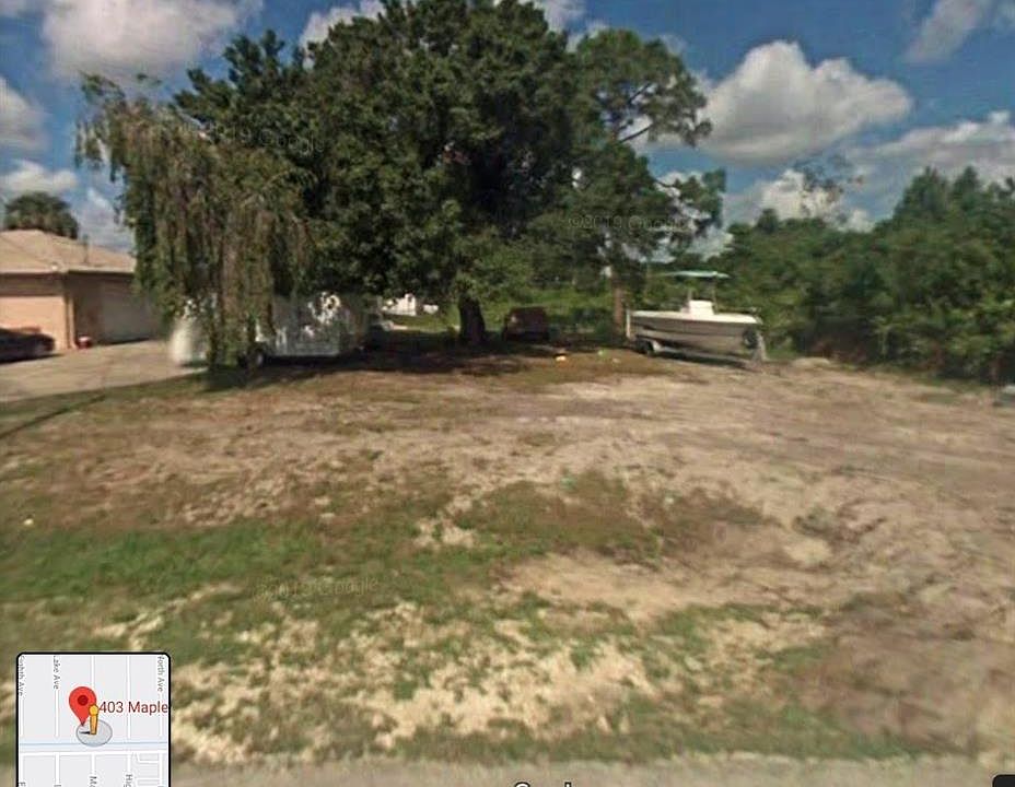 2nd image of 403 Maple Ave N