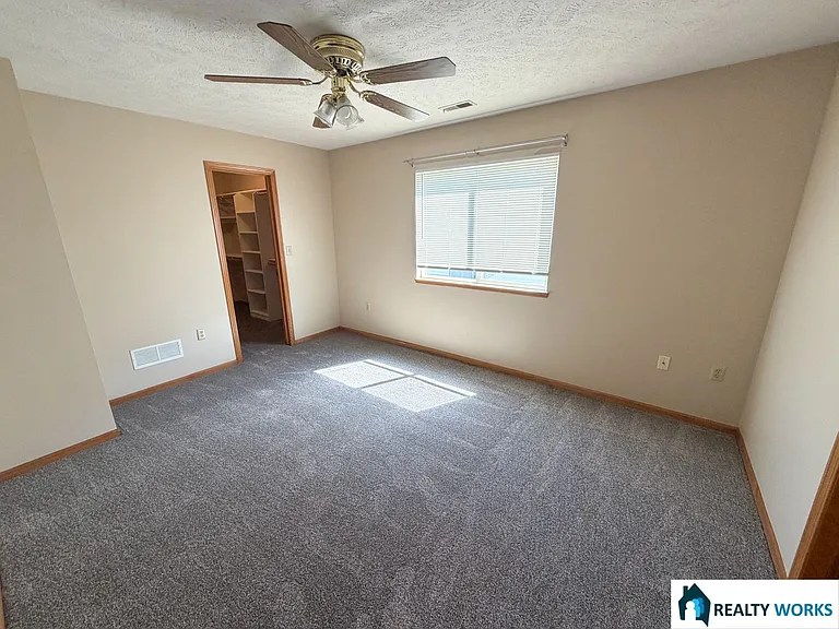 2230 W Todd Ln — Photo 6