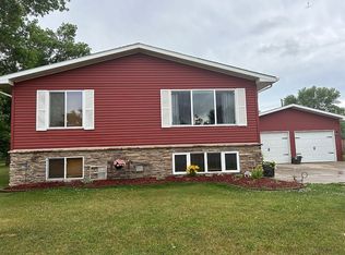 540 5th St S, Carrington, ND 58421