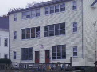 152 Providence Rd, Whitinsville, MA 01588