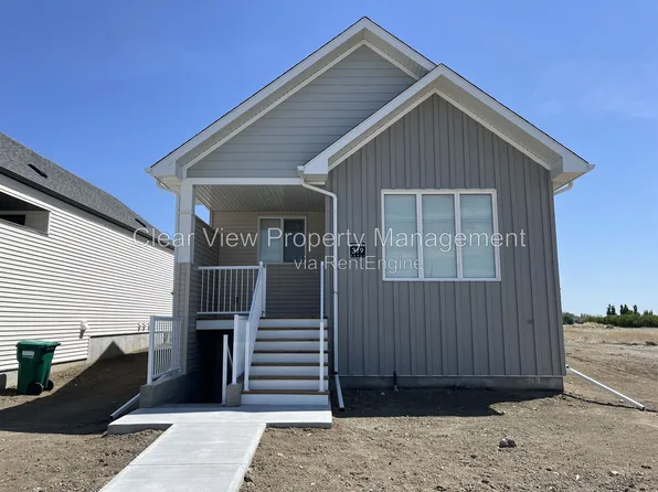319 Aquitania Blvd W, Lethbridge, AB T1J 5L4
