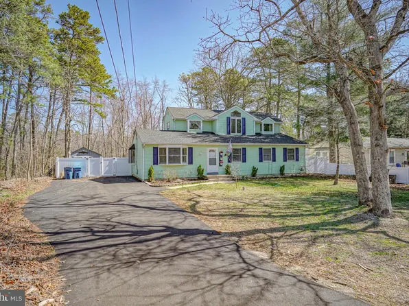 308 E Collings Dr, Williamstown, NJ 08094