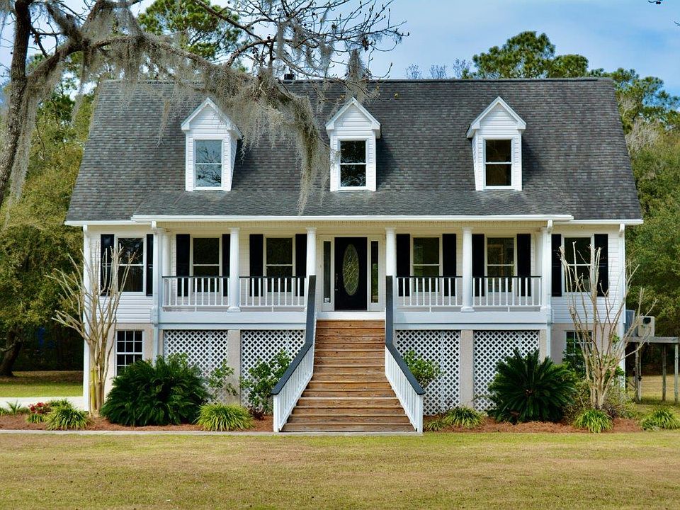 1st image of 2622 Coquina Dr