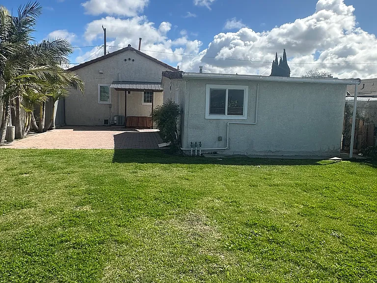 10923 S Firmona Ave — Photo 27