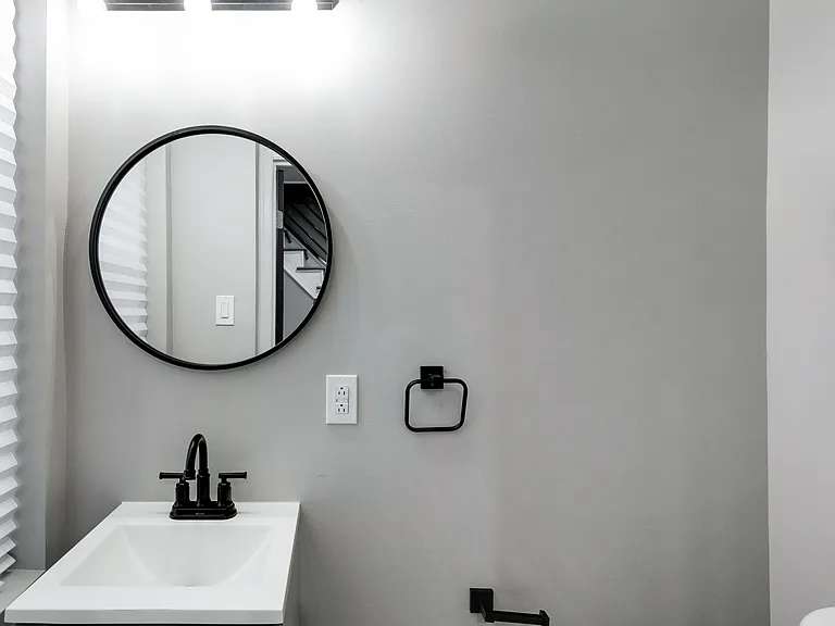 6205 Elmwood Ave — Photo 16