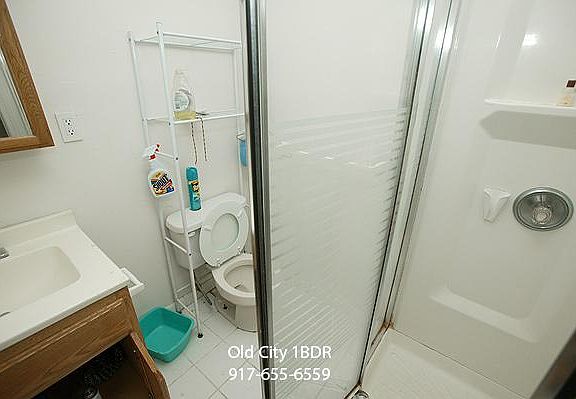 2nd image of 35 S Strawberry St Floor 1