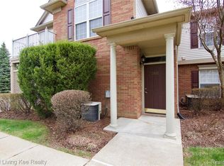 5300 Brookemonte Cir #1, Rochester, MI 48306