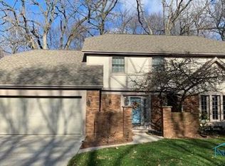 5359 Brandy Ln, Sylvania, OH 43560