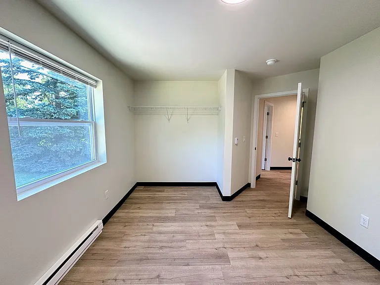 1201-1203 Atrium Ct — Photo 22