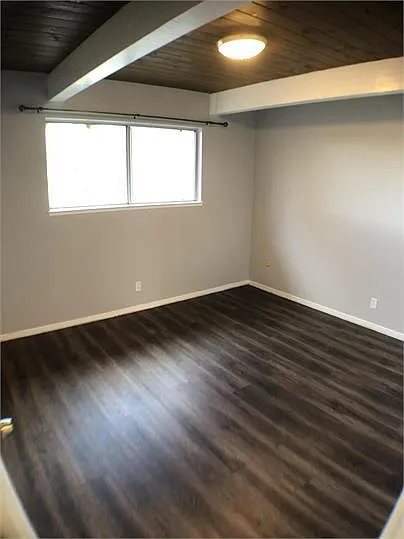128 Maher Ct — Photo 5
