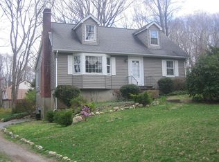 7 Boonton Ave, Kinnelon, NJ 07405