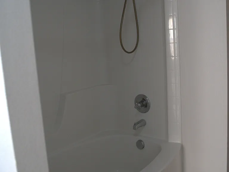 16841 Vintage Oak Ave — Photo 6