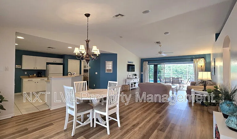 3105 Van Buren Pkwy — Photo 3