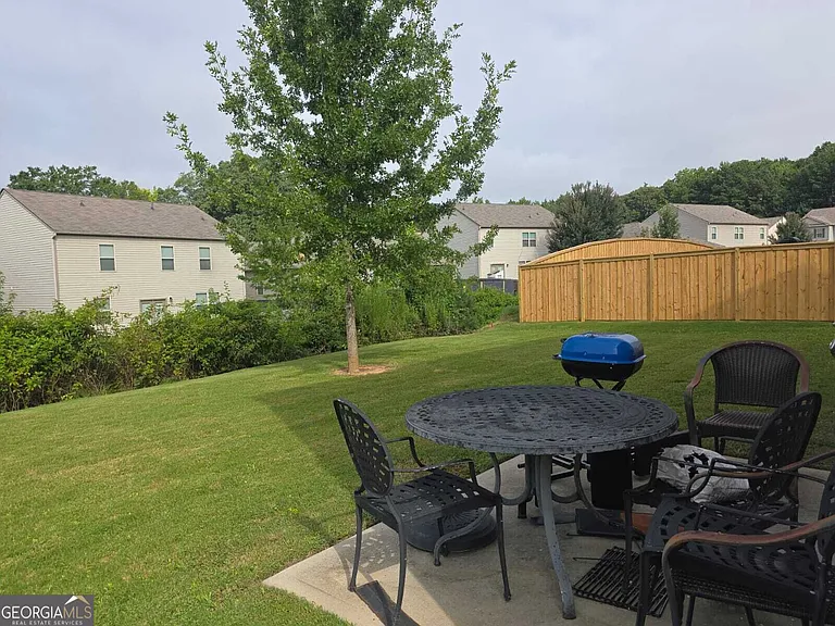 3877 Makeover Ct — Photo 16