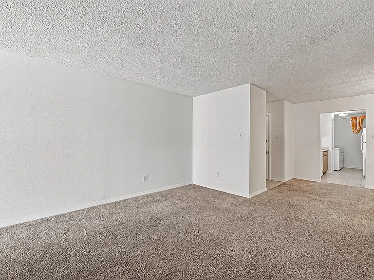 2800 Jeanetta St #406 — Photo 9