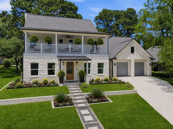 240 Sarasota Cir S, Montgomery, TX 77356