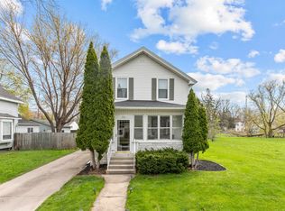 676 Grand St, Oshkosh, WI