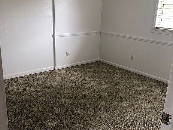 4th image of 113 Daleview Ave