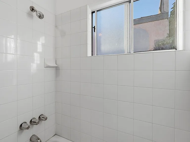 7900-7906-7910 Willis Ave — Photo 25
