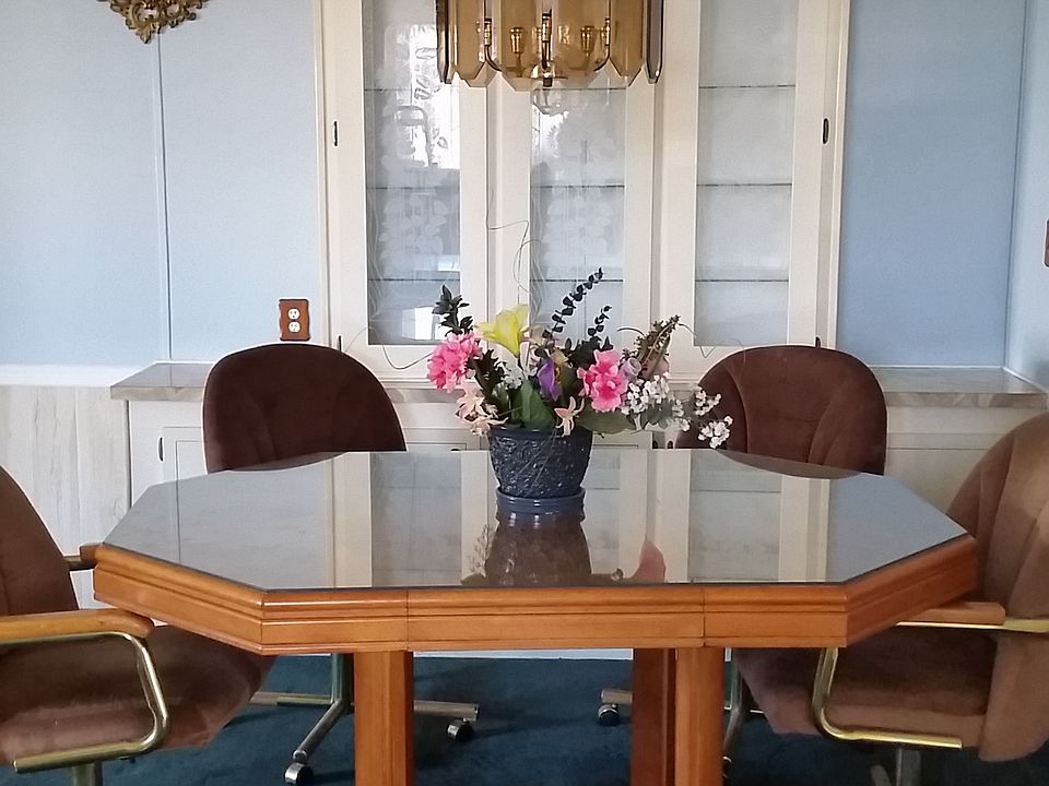 Dining room 1