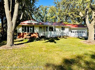 11161 Stoney Brook Dr, Grand Ledge, MI