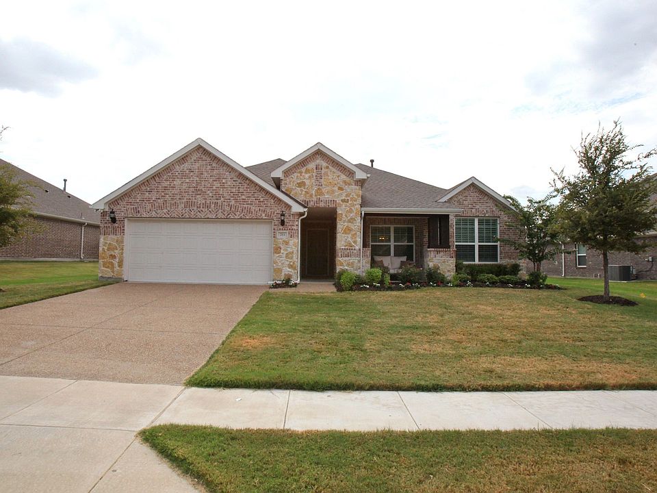 1st image of 713 Peterhouse Dr