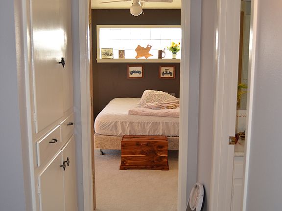 Hall looking into Bedroom 2