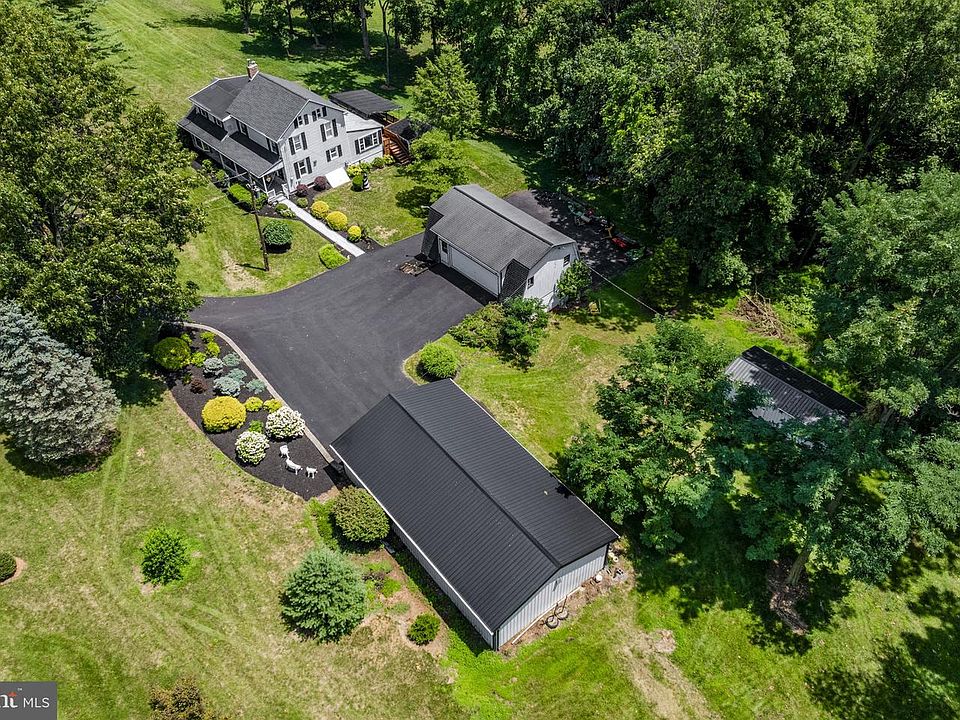 1st image of 321 Ridge Ave