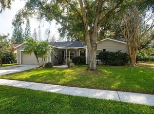 4910 Oakshire Dr, Tampa, FL 33625