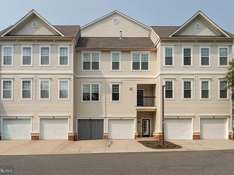 11391 Aristotle Dr #11-214 — Photo 40
