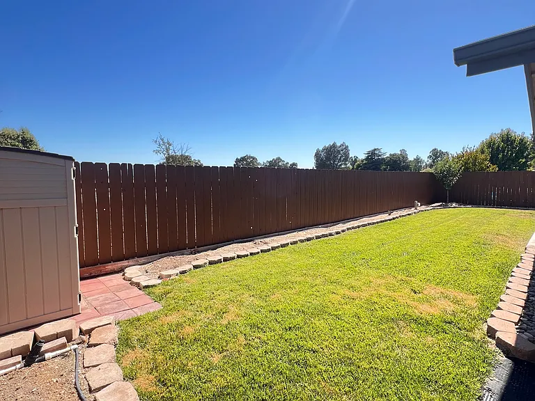 3293 Oak Knoll Dr — Photo 17