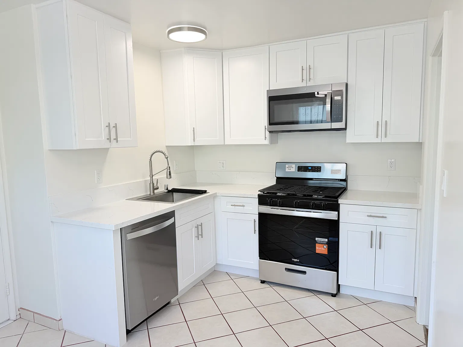 1 bed, $2,095 — Photo 1