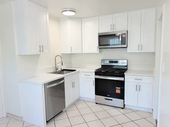 11662 Chandler Blvd #B, North Hollywood, CA 91601