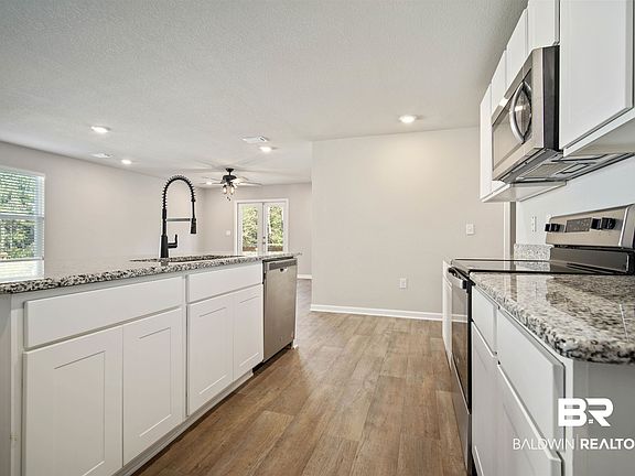 5th image of 32112 Calder Ct