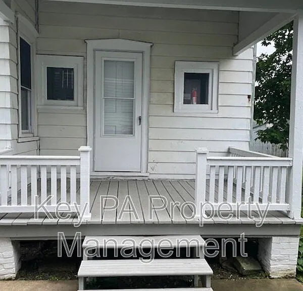 471 Hodgson St — Photo 1