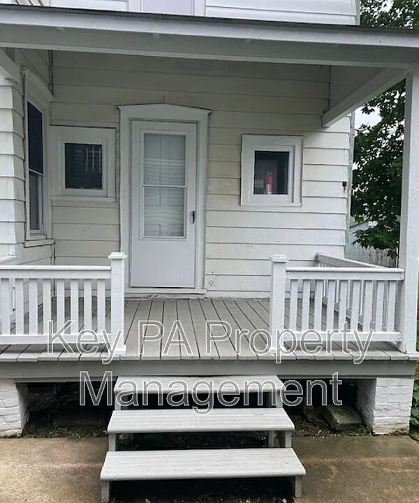 471 Hodgson St