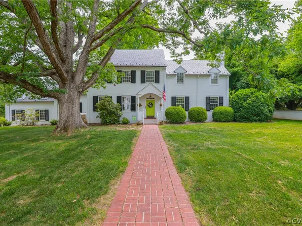 110 N Pine St, Kenbridge, VA 23944