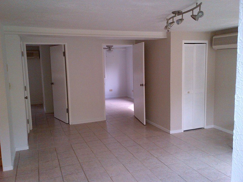 Entrances to Bedrooms